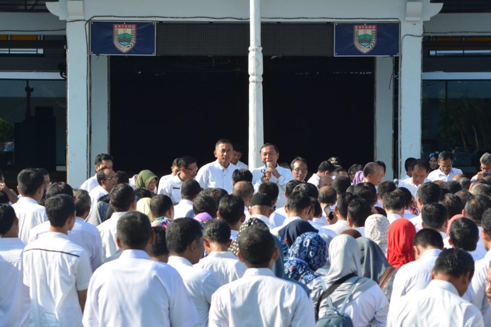 Akhir Masa Jabatan Bupati Beri Hadiah Untuk PNS : TPP Naik Tiga Ratus Persen