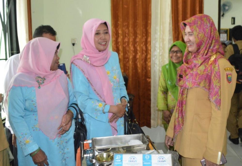 Harlah Ke 71, Muslimat NU Gandeng DP3AP2KB Adakan Baksos KB