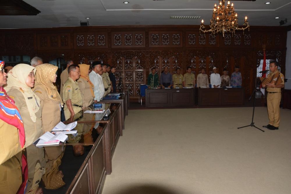 Era Reformasi Lonjakan Pertumbuhan Penduduk Meningkat