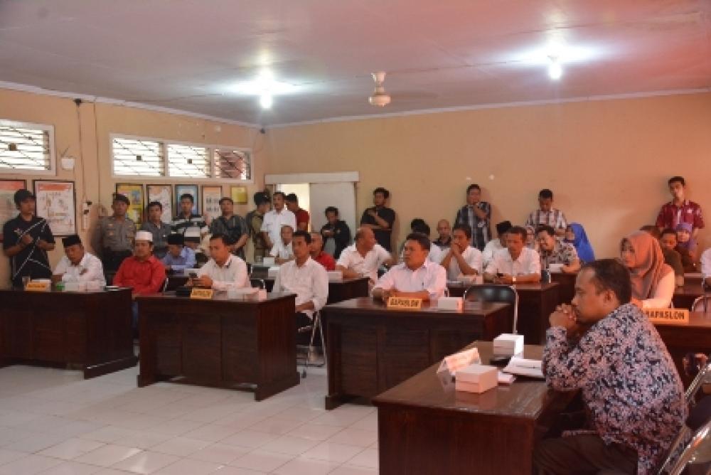 KPU Menetapkan Empat Pasangan Calon Bupati dan Wakilnya