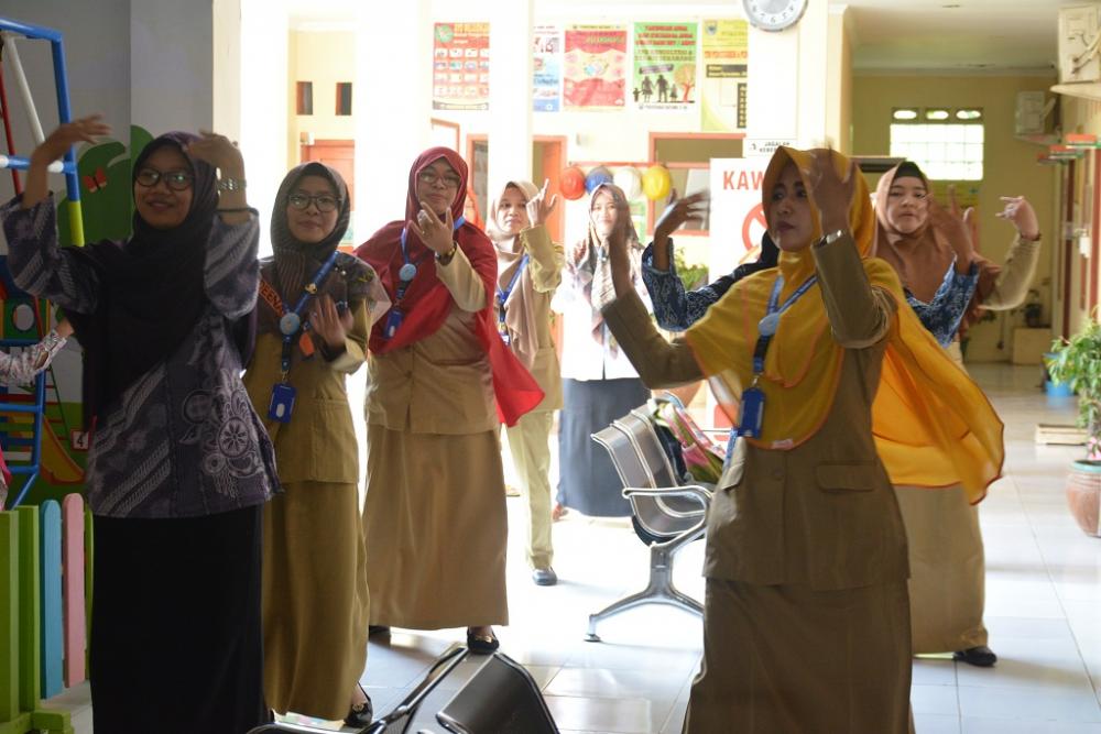 Pentingnya Peregangan Otot di Tempat Kerja