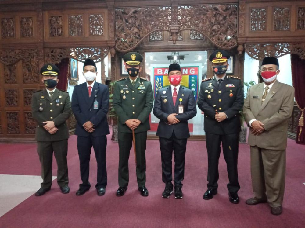 Tanggulangi Pengangguran Melalui KIT Batang