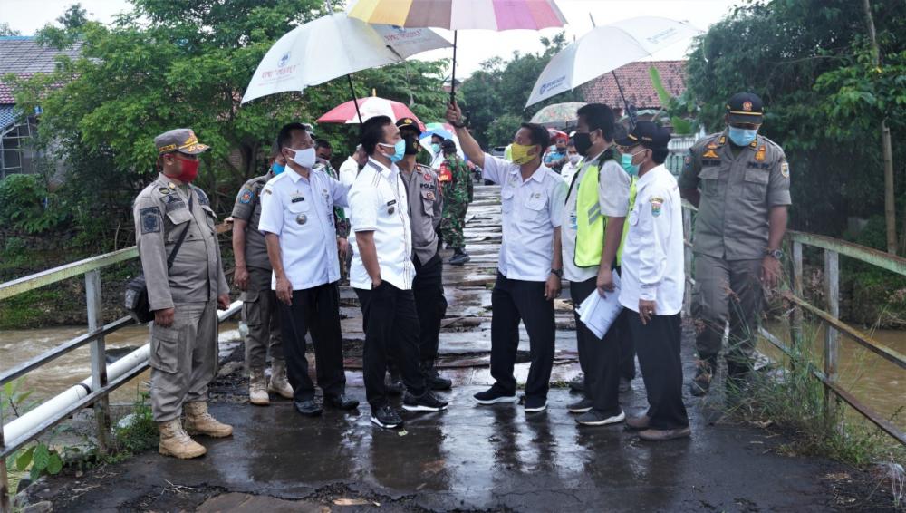 Bupati Batang: Jembatan Penghubung Desa Simbang Jati Dan Simbang Desa Tahun Ini Diperbaiki