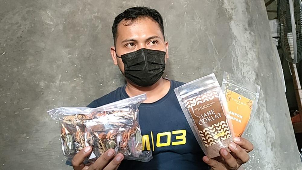 Penjualan Minuman Serbuk Empon-empon Meningkat