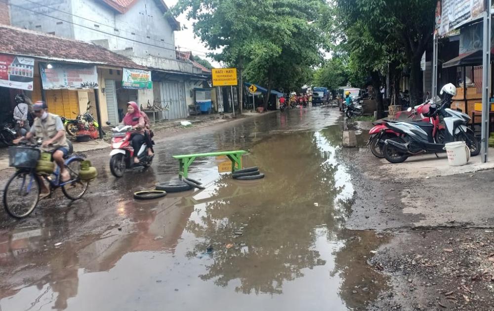 DPUPR Siap Perbaiki Jalan Rusak di Kabupaten Batang 
