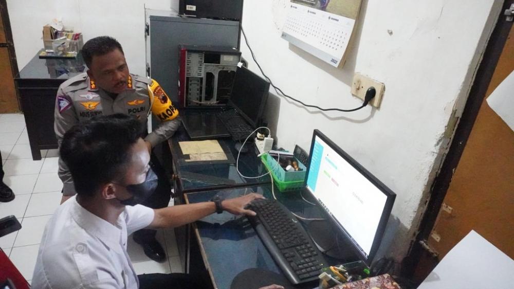 Upayakan Tertib Lalu Lintas, Satlantas Polres Batang Targetkan 100 Penindakan Tilang dengan ETLE