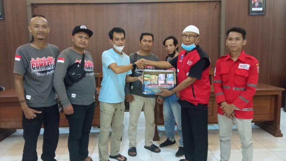 PMI Salurkan Bantuan Masyarakat Batang ke Korban Cianjur