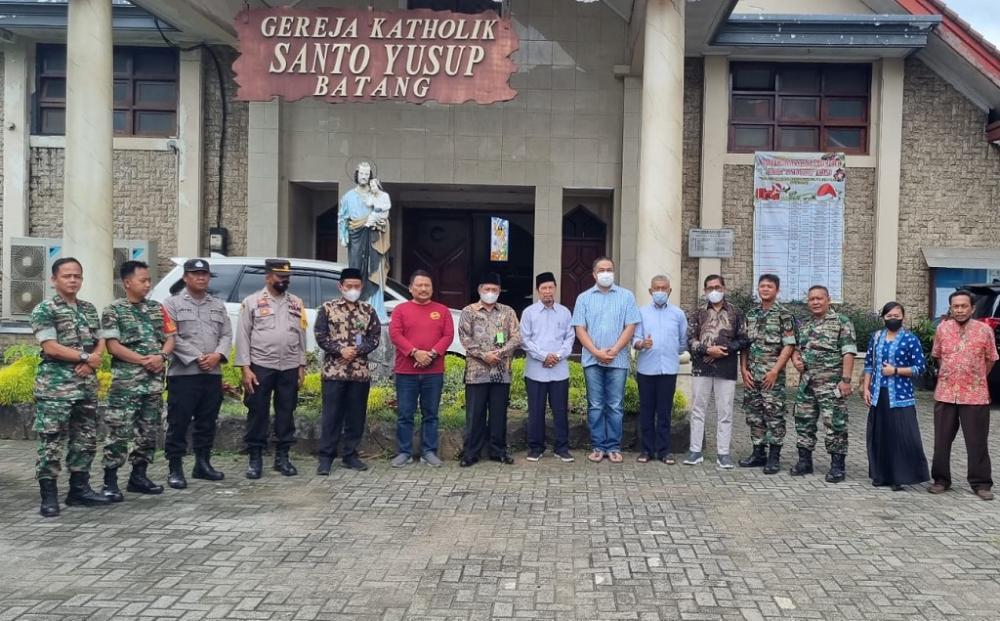 Kemenag Bersama FKUB Batang Pantau Persiapan Natal