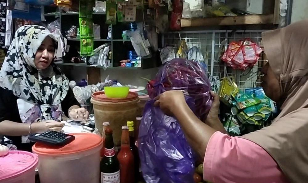 Bumbu Dapur Melimpah, Harga di Pasar Turun