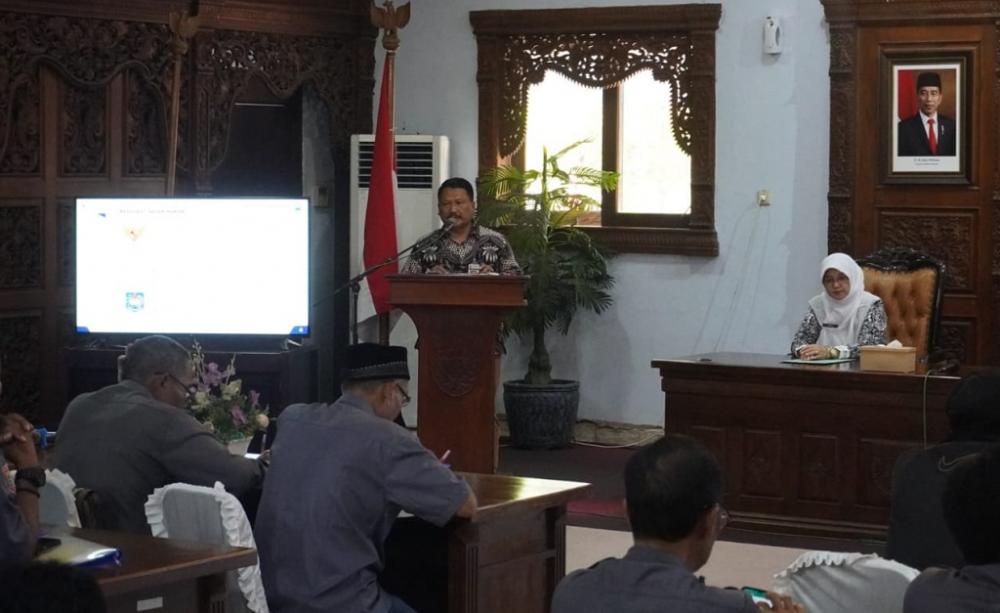 Antisipasi Banyaknya Orang Asing, Kesbangpol Batang Gelar Sosialisasi Pengawasan Kepada PPRT