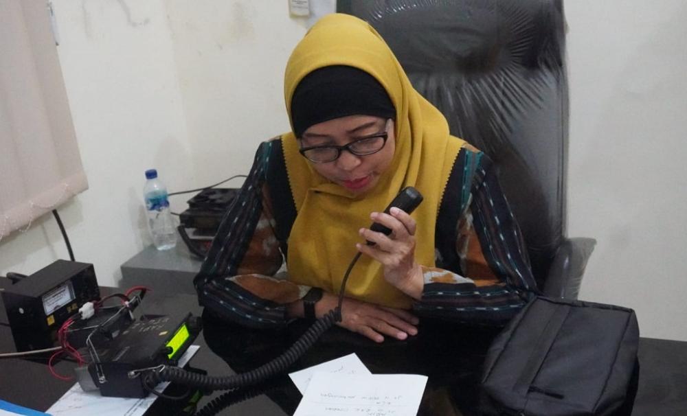 Meriahkan HUT Ke-57 Kabupaten Batang, Pj Bupati Jadi Operator Spesial Call ORARI dan RAPI