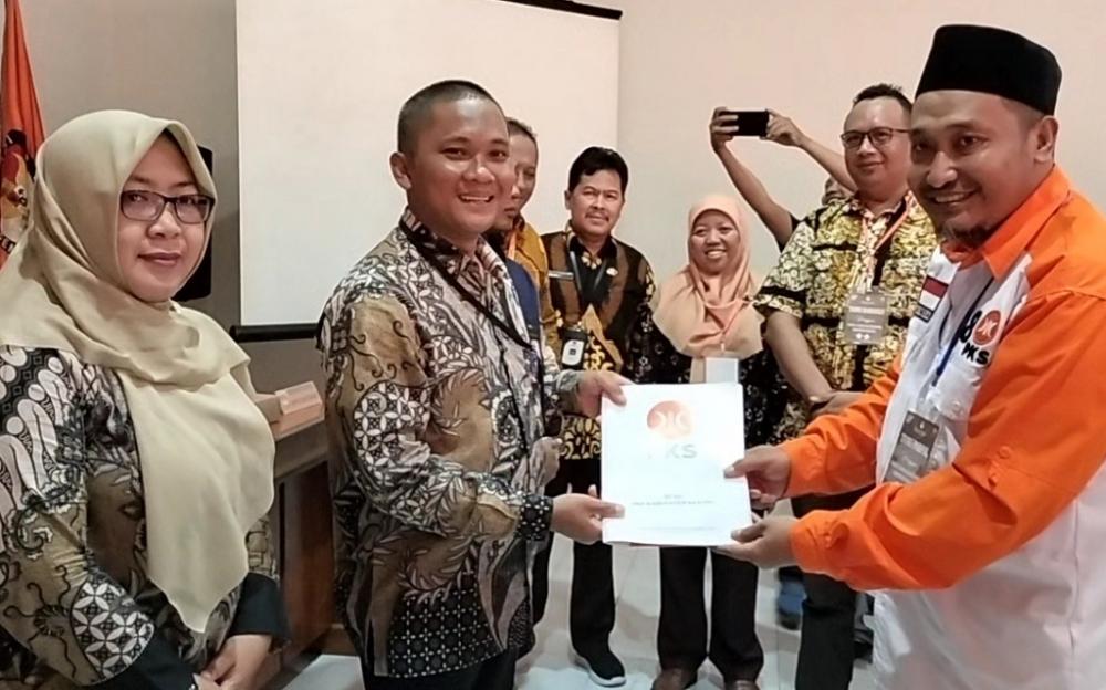 PKS Unggulkan Bacaleg Wajah Baru