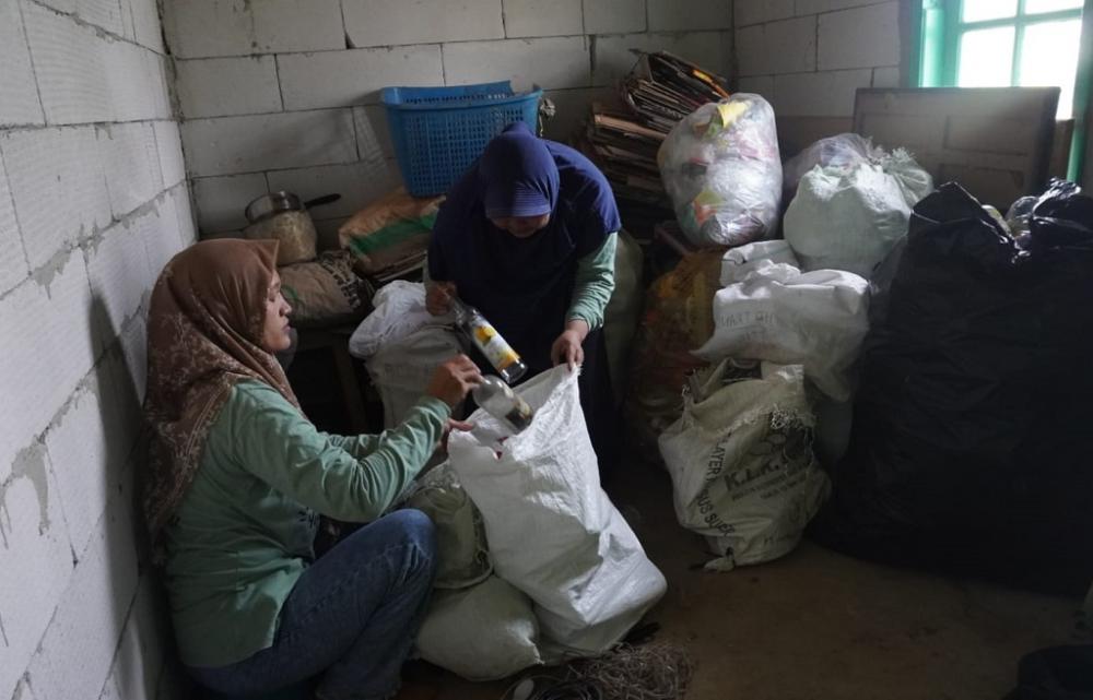 Bersih Tanpa Sampah, Warga Simbangjati Batang Punya Bank Sampah Bisa Jadi Tabungan