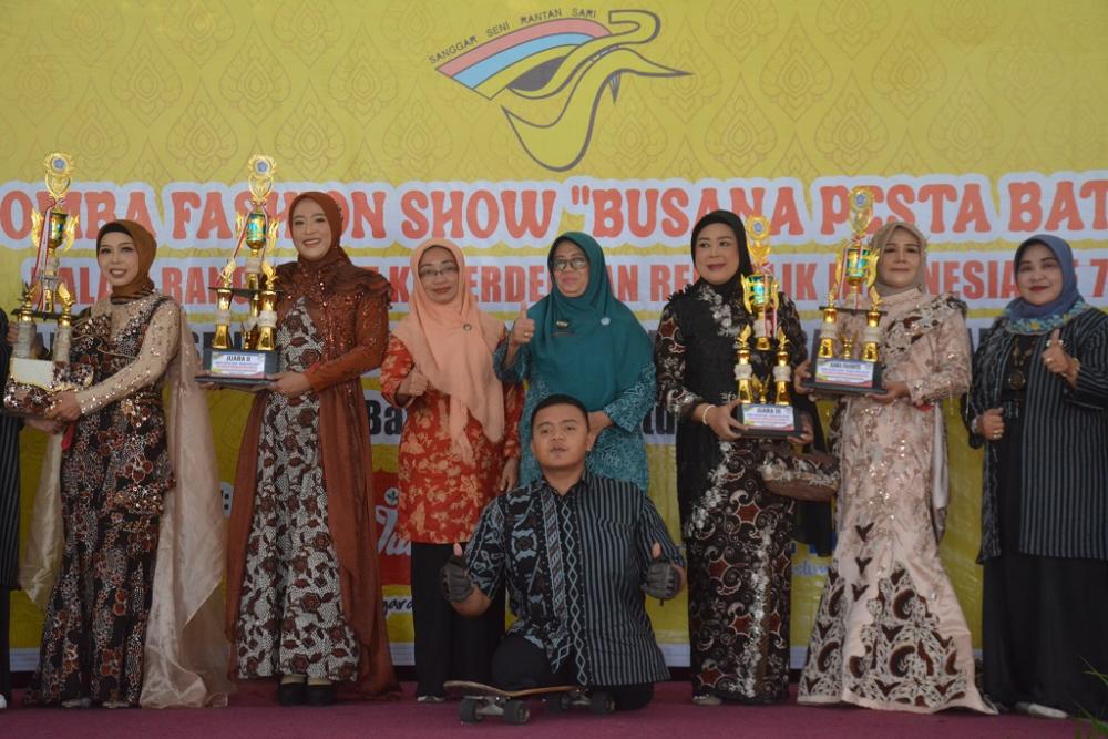 Lomba Busana Batik, Identitas Warisan Budaya Indonesia