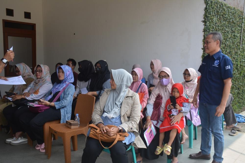 HUT Ke-73, IDI Cabang Batang Beri Layanan Kesehatan untuk Ratusan Warga