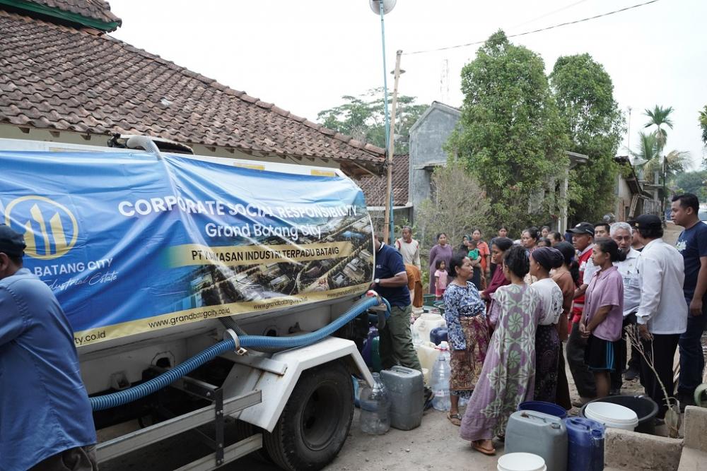 KIT Batang Distribusikan 75.000 Liter Air Bersih Untuk Daerah Kekeringan