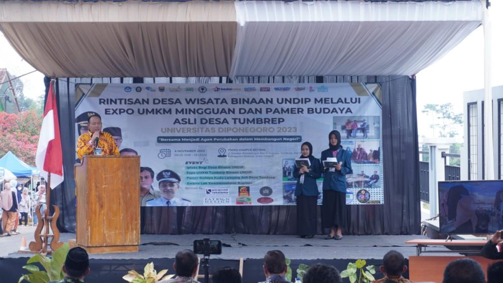 PSDKU UNDIP Batang Resmikan EXPO UMKM dan Pamer Budaya Asli Tumbrep