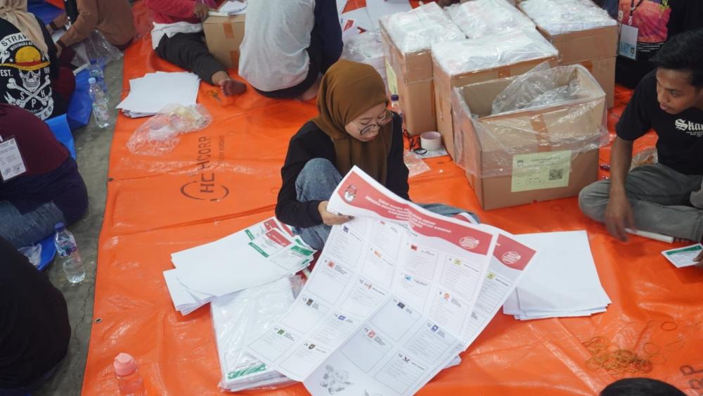 KPU Batang Petakan Distribusi Logistik Diawali Daerah Terjauh