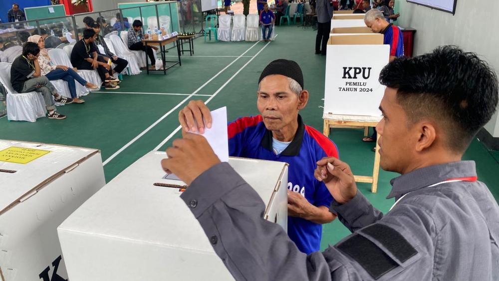 Ratusan Warga Binaan Antusias Salurkan Hak Pilih di TPS Khusus Lapas Batang