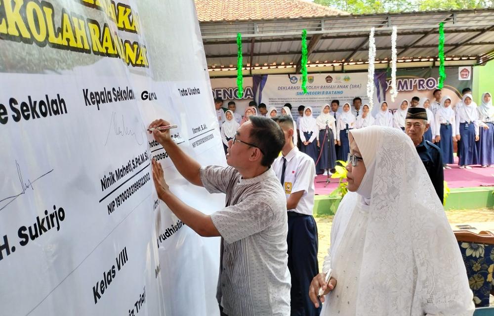 Butuh Komitmen Kuat, untuk Wujudkan Sekolah Ramah Anak