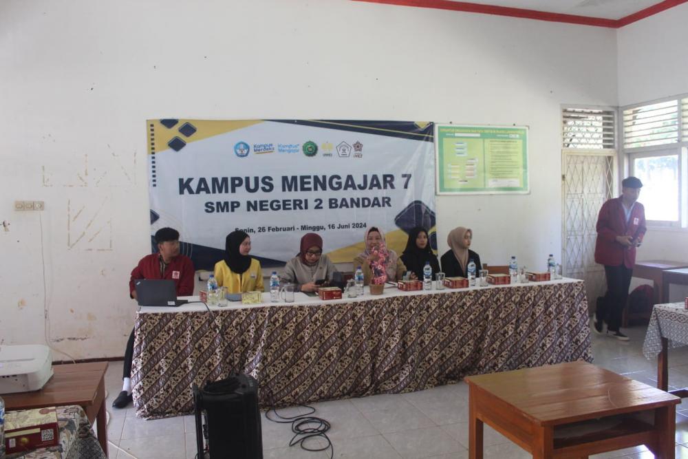 SMPN 2 Bandar Berkolaborasi dengan Mahasiswa Mengajar untuk Peningkatan Literasi dan Numerasi