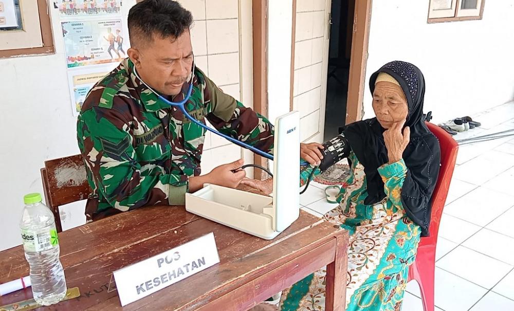 Pos Keslap Laris Tangani Kesehatan Warga Pacet
