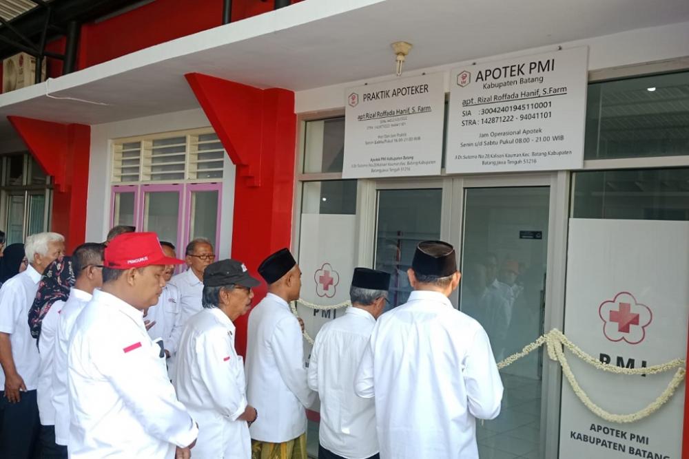 Inovasi PMI Batang, Koperasi dan Apotek Sebagai Sumber Pendapatan Baru