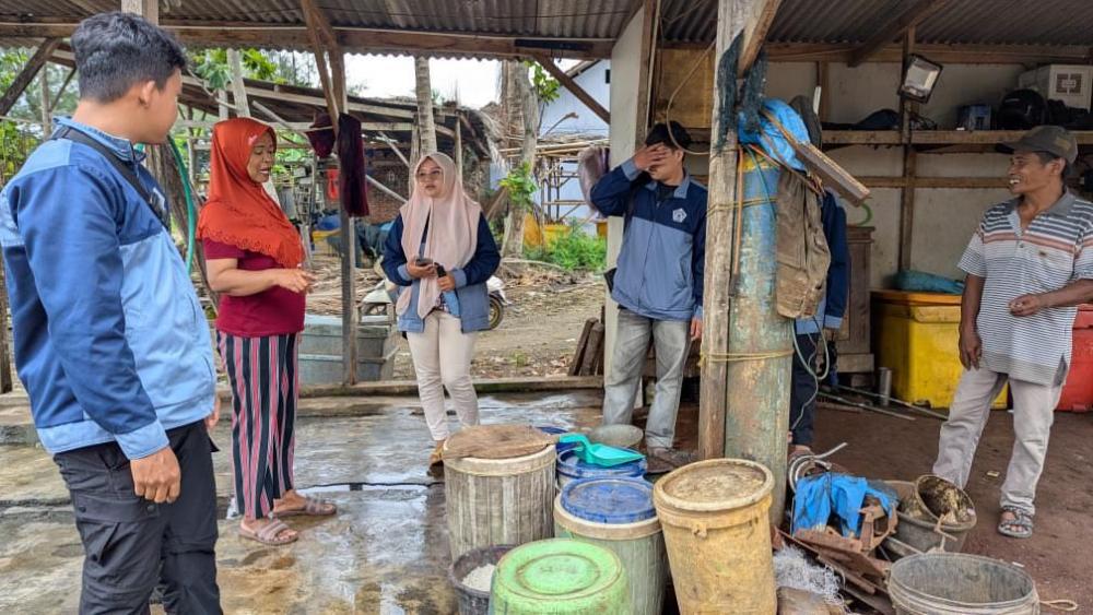 Dukung Kemajuan UMKM Kedungsegog, UNISS Batang Dampingi UMKM