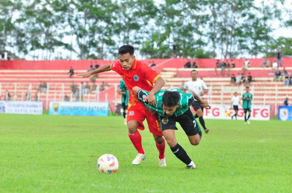 Pesta Gol di Moh Sarengat, Persibat Batang Hancurkan Bintang Timur 3-0