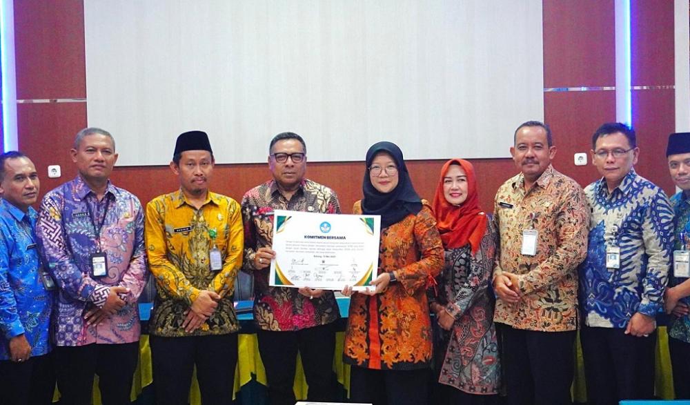 Teken Pakta Integritas, Disdikbud Wujudkan SPMB di Batang Berkeadilan dan Transparan