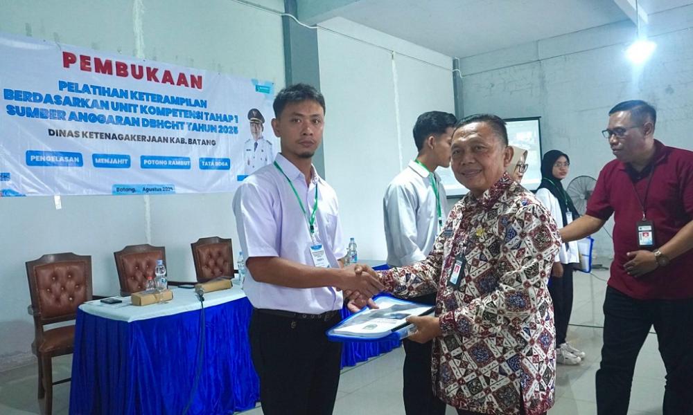Tekankan Soft Skill, Disnaker Batang Gelar Pelatihan Keterampilan DBHCHT 2025