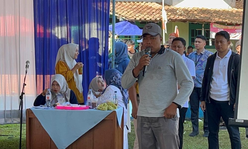 Sambang Desa Jatisari, Warga Sampaikan Aspirasi Dibangunnya Universitas Batang