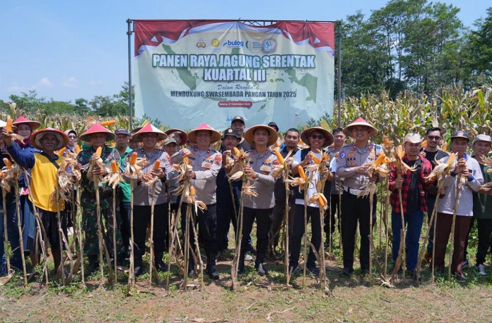 Panen Raya Jagung, Kapolres Batang Targetkan Swasembada Pangan
