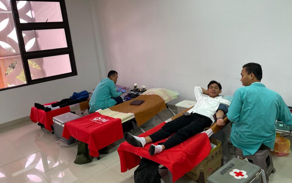 Dies Natalis Ke-65, Undip Batang Gelar Donor Darah