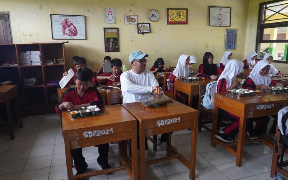 Bupati Batang Pastikan Menu MBG dan Kualitas Gizi Terjaga