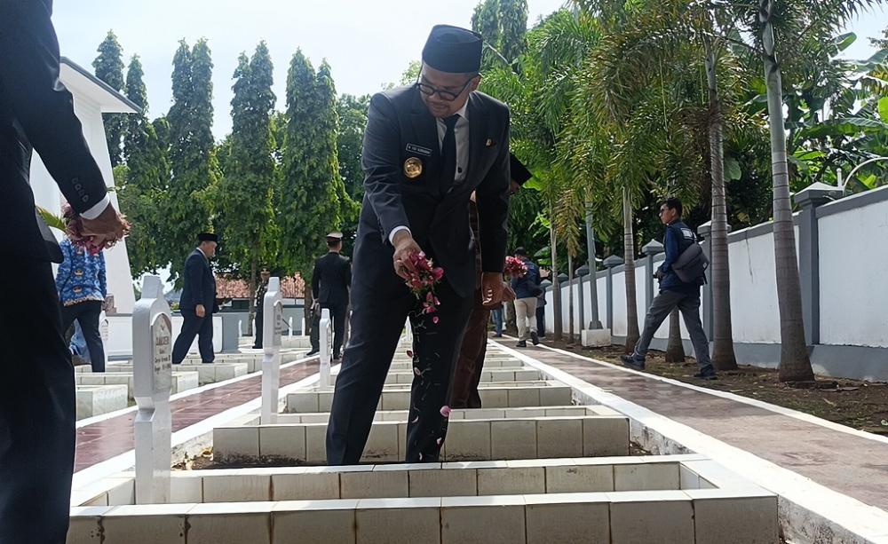 Tabur Bunga, Simbol Penghargaan Pemerintah atas Perjuangan Rakyat
