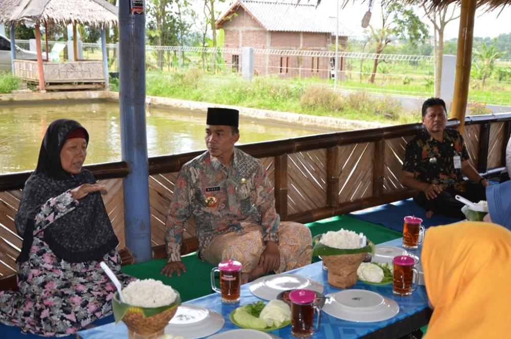 Usaha Ikan Bakar Sulastri Menjadi Inspirasi Bupati Batang