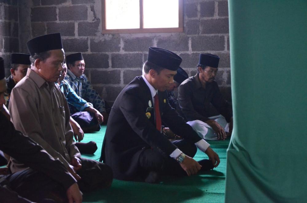 Bupati Batang Hadiri Khoul Syekh Jambu Karang di Candirejo