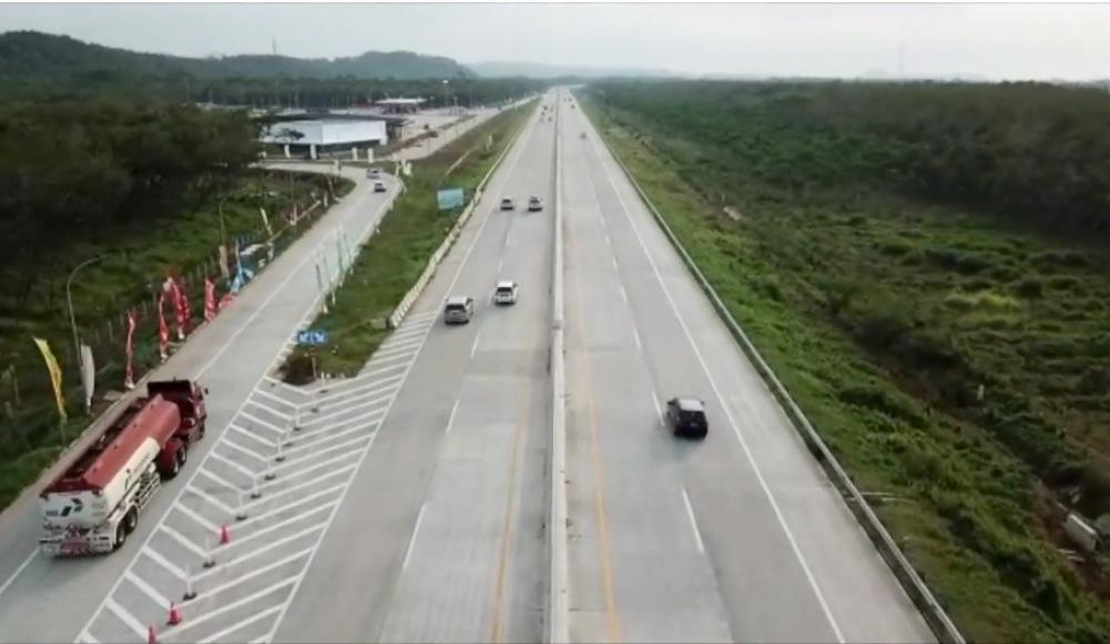 One Way Arus Balik Mulai Diberlakukan, Tol Batang- Semarang Terpantau Ramai Lancar