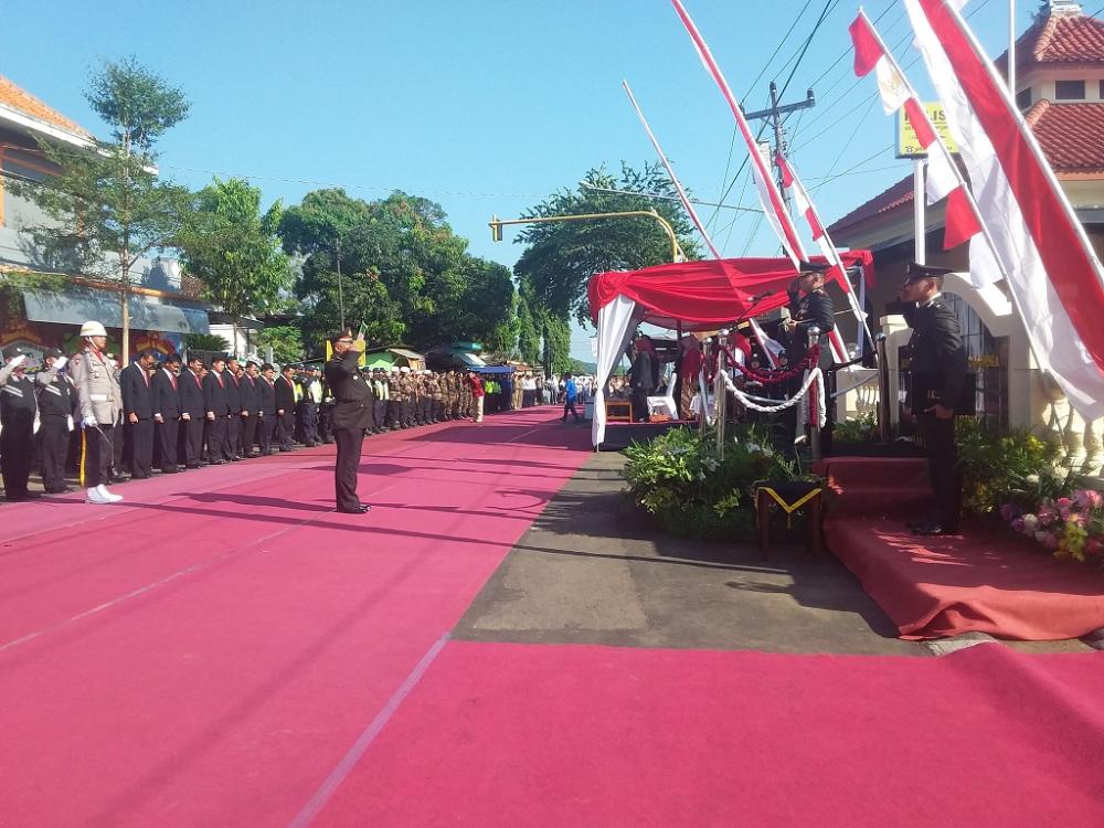 HUT Bhayangkara ke-73 di Batang, Wujud Kedekatan dengan Masyarakat