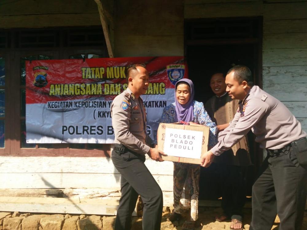 Batang Peduli, Wujud Perhatian Polsek Blado Kepada Warga Tidak Mampu