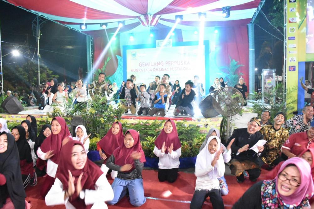 Gemilang Perpuska Nugra Jasa Dharma Pustaloka, Bupati Batang Flash Mob Tari Babalu