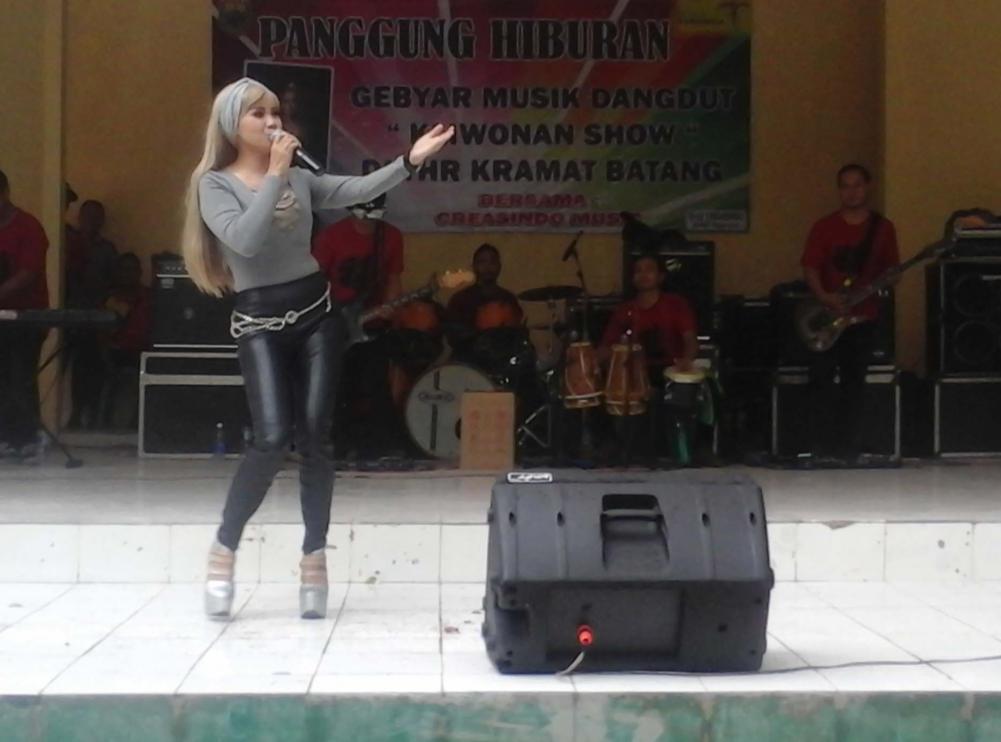 Semangat Berdangdut Kliwonan Show Bangkit Kembali di THR Kramat