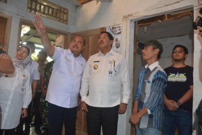 Tinjauan Lapangan oleh Pj. Gubernur Jateng Pasca Bencana Gempa Bumi di Beberapa Wilayah Kabupaten Batang