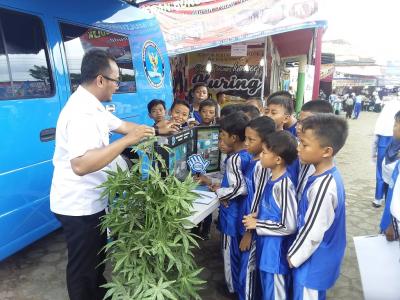 Bazar Buku Media Potensial Sosialisasikan Bahaya Narkoba