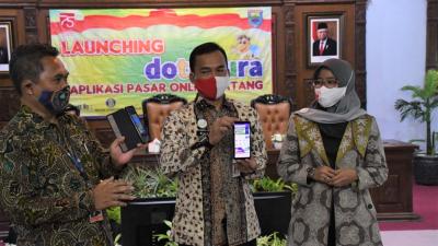 Aplikasi â€œDotukuraâ€ Efektifkan Warga Batang dalam Berbelanja