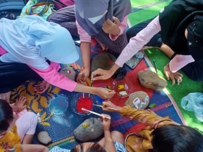 Desa Mandarin Tetap Berkreasi Meski dengan Kesederhanaan