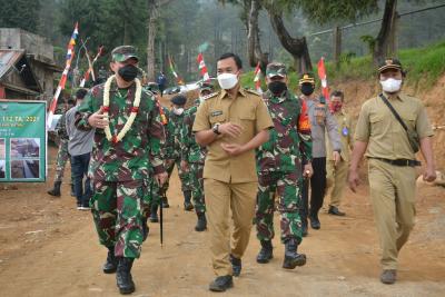 Danpusterad Prioritaskan Pembangunan Akses Jalan Desa Gerlang Batang Sepanjang 1.004 Meter