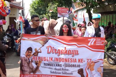 Pertama kali Diselenggarakan, Karnaval Desa Sidorejo Disambut Antusias Warga