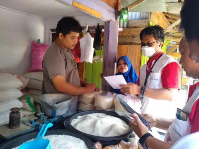 Bank Jateng Cabang Batang Sosialisasikan Kredit Lapak Kepada Para Pedagang Pasar